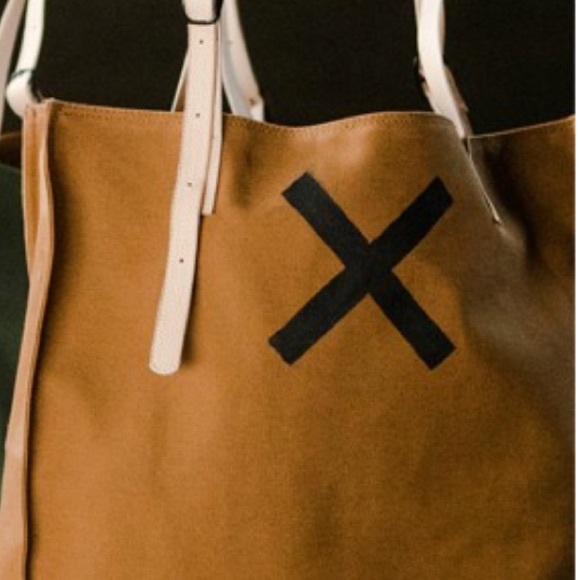 Esquivel X Tote - Picture 2 of 4